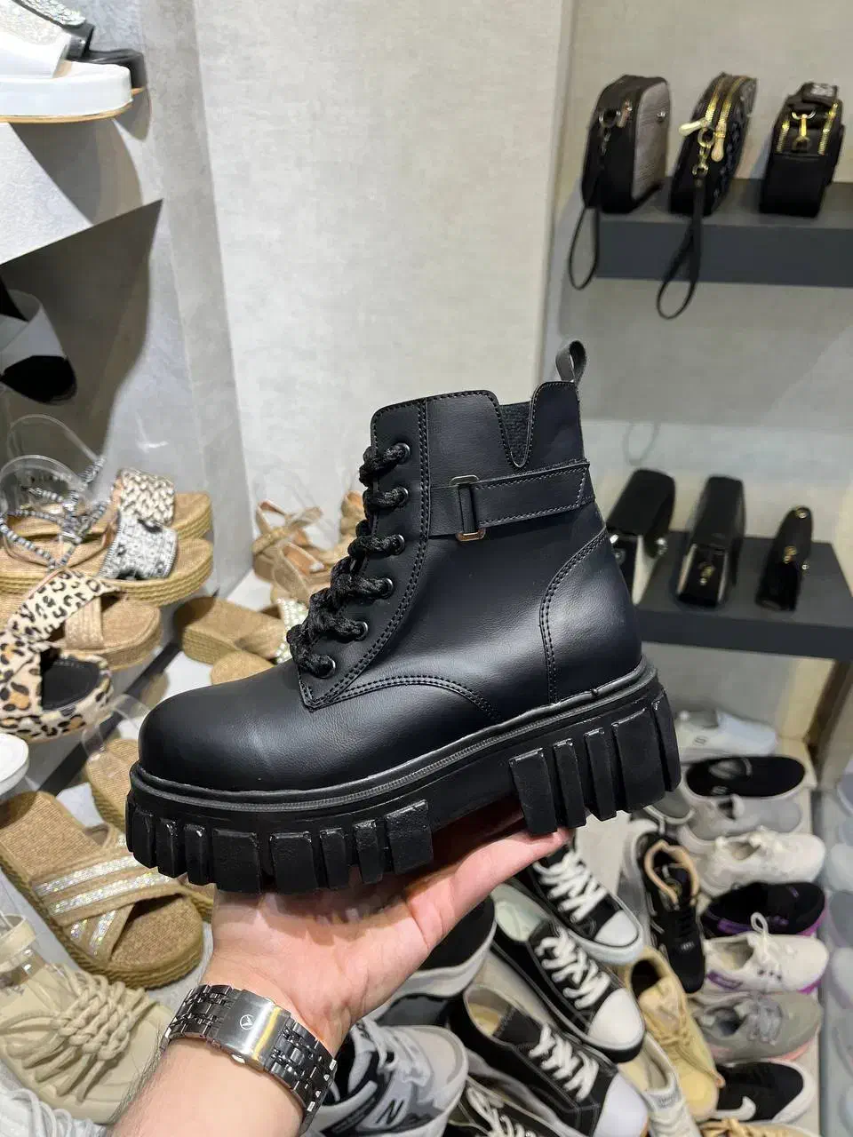 نیمبوت پوتین نیم بوت کفش لژدار اسپرت مشکی زنانه|کیف، کفش، کمربند|تبریز, |دیوار