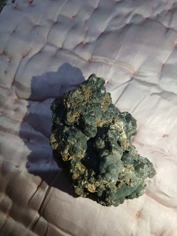 یک سنگ تاولی|کلکسیون اشیاء عتیقه|محمدیه-قزوین, |دیوار