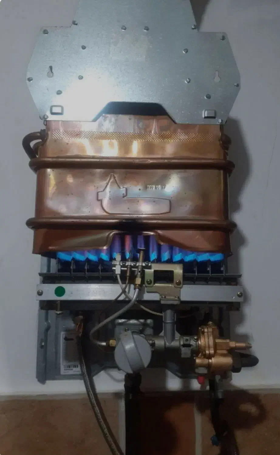 لوله کشی آب و فاضلآب و تعمیر آبگرمکن و بخاری|خدمات پیشه و مهارت|خرم‌آباد, |دیوار