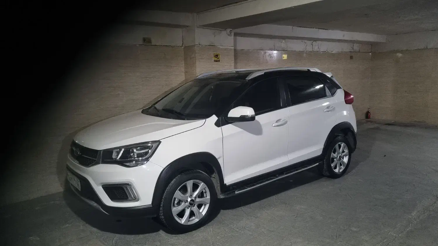 x22دنده ای ۴۰۱ سفید|خودرو سواری و وانت|کرج, شهرک بهداری|دیوار