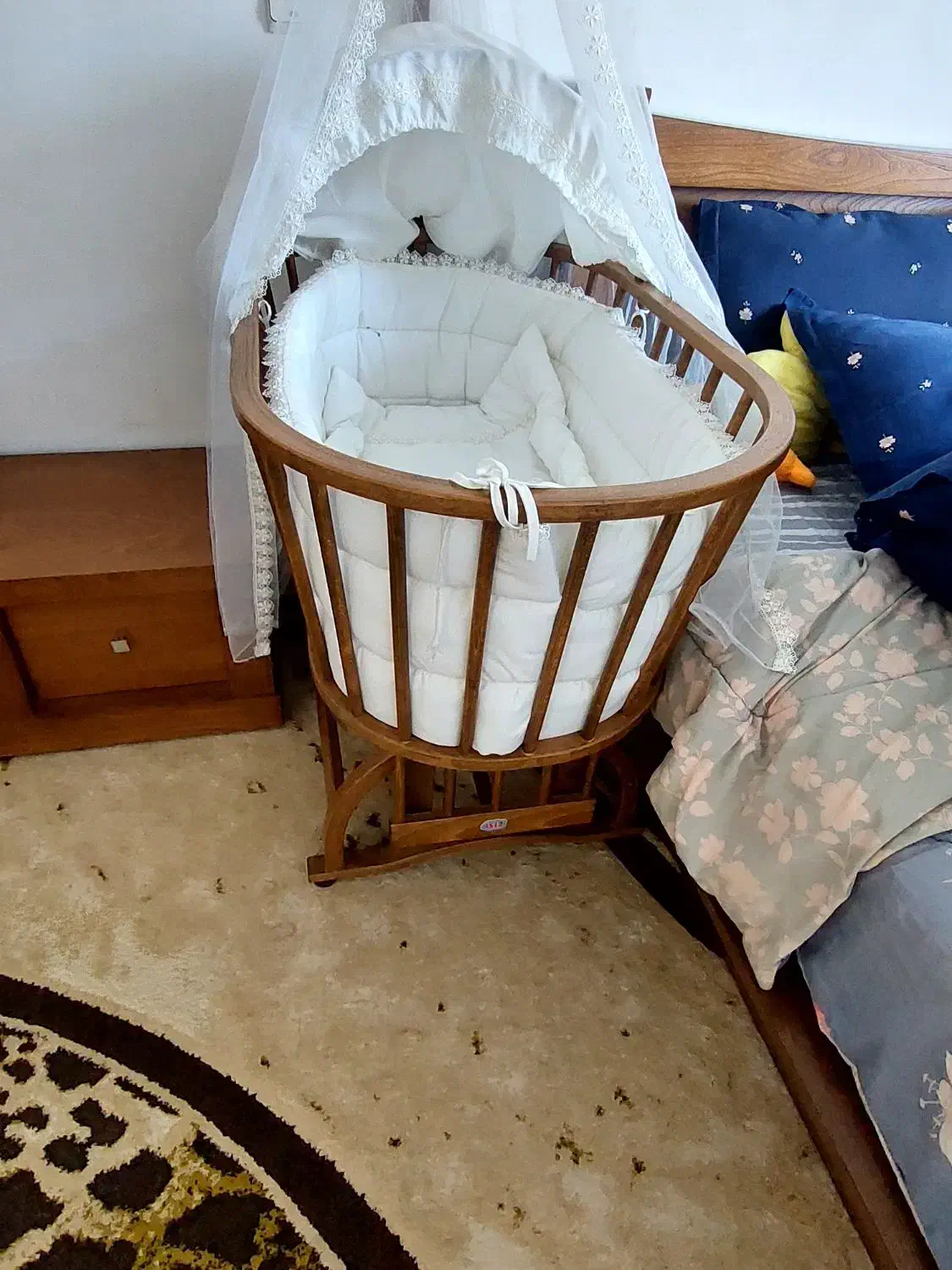 تخت کنار تختی مادر،کالسکه،کریر،روروئک،صندلی ماشین|تخت و صندلی بچه|آمل, |دیوار