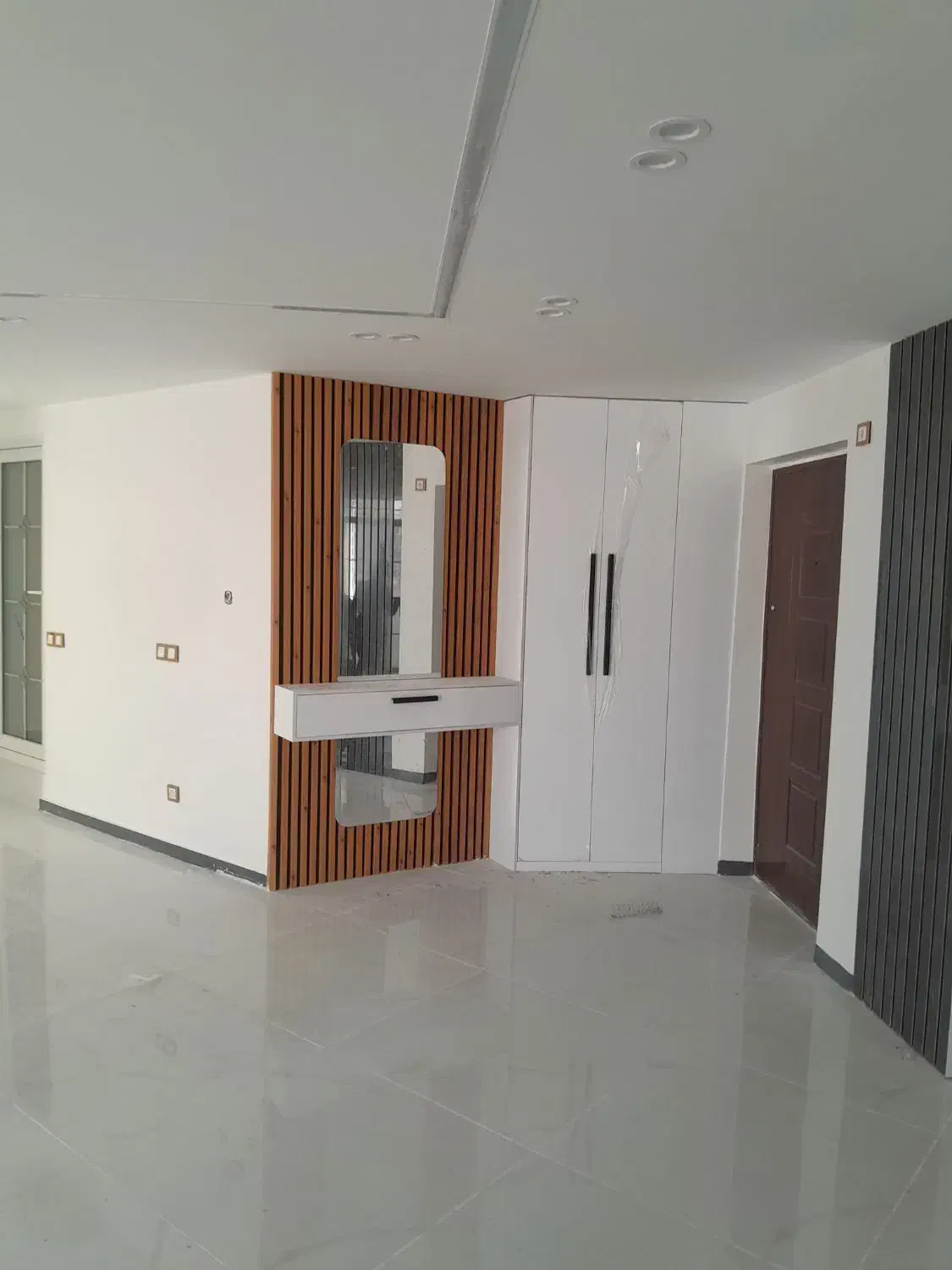 ساخت و تعمیرات کابینت و کمد دیواری|خدمات پیشه و مهارت|بندرعباس, |دیوار