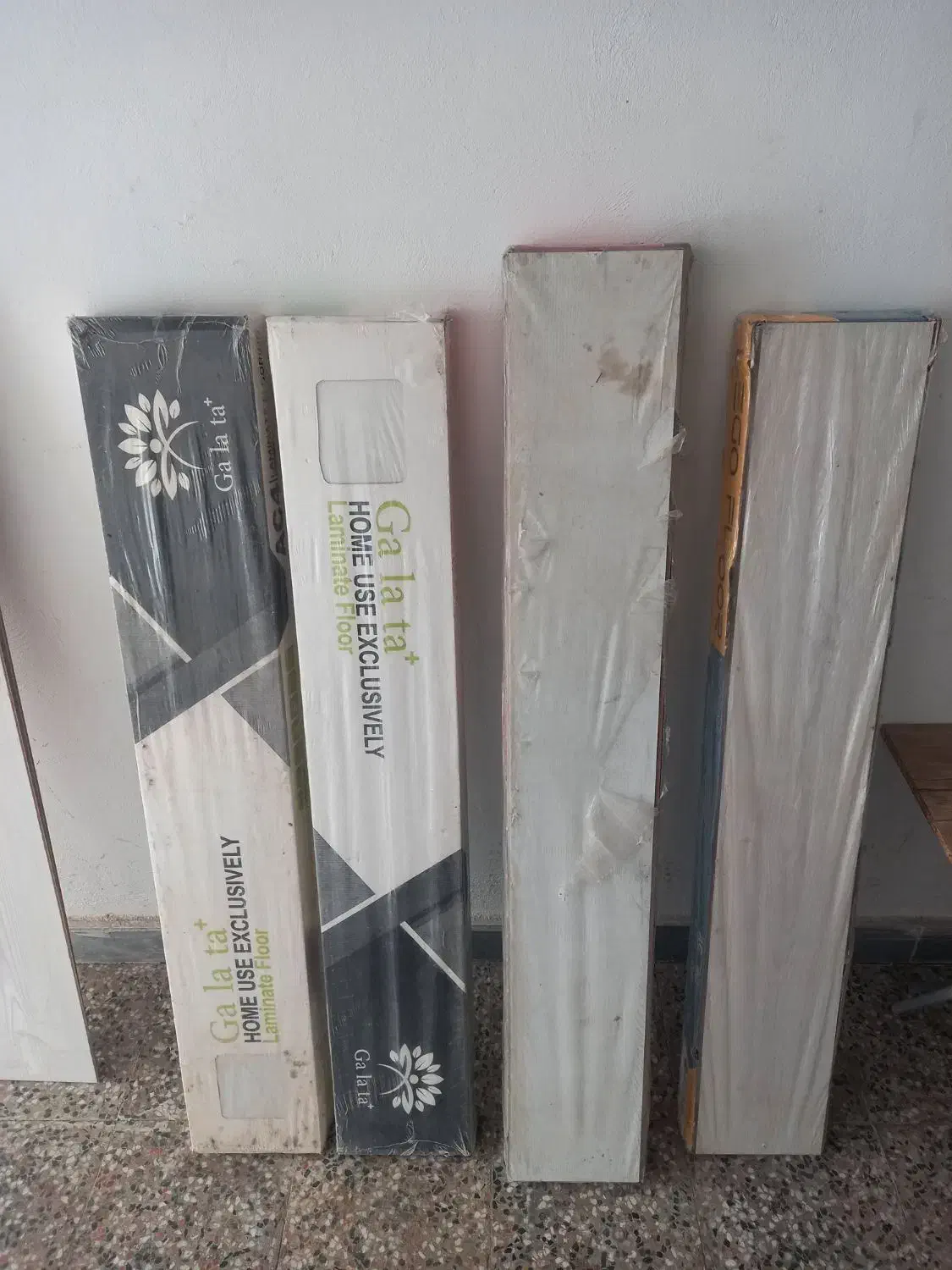 ۴ بسته پارکت نو|مصالح و تجهیزات ساختمان|ارومیه, |دیوار