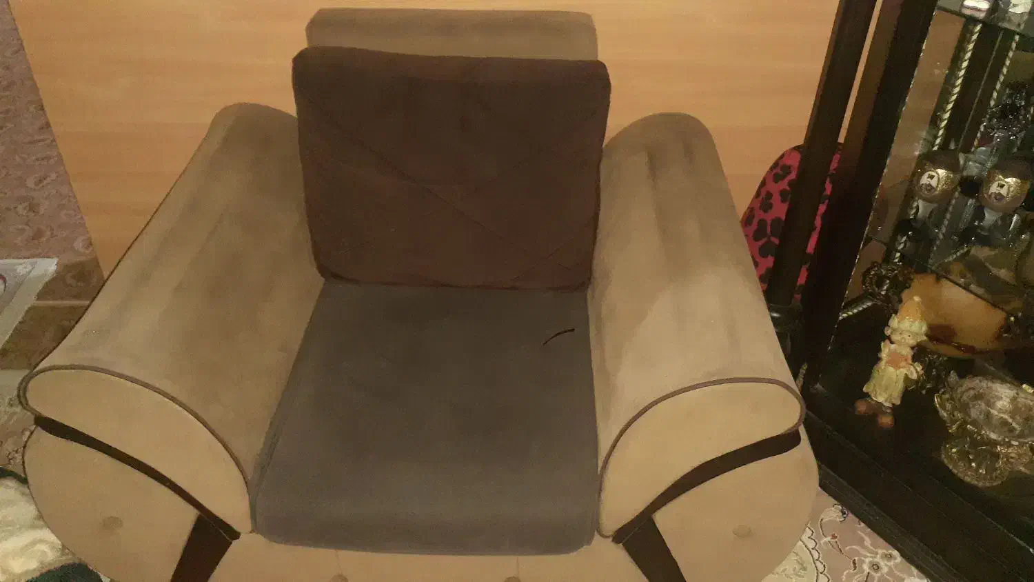 مبل راحتی چوبی روکش پارچه|مبلمان خانگی و میز عسلی|گرگان, |دیوار