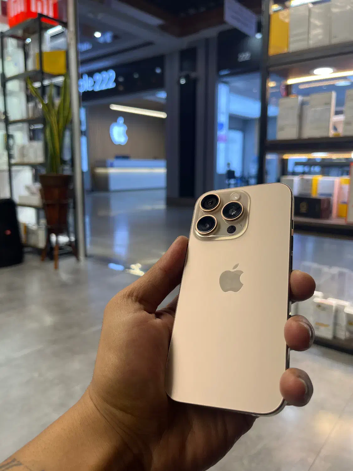 Iphone 16pro 256Gb با ریجستر|موبایل|تهران, شیخ هادی|دیوار
