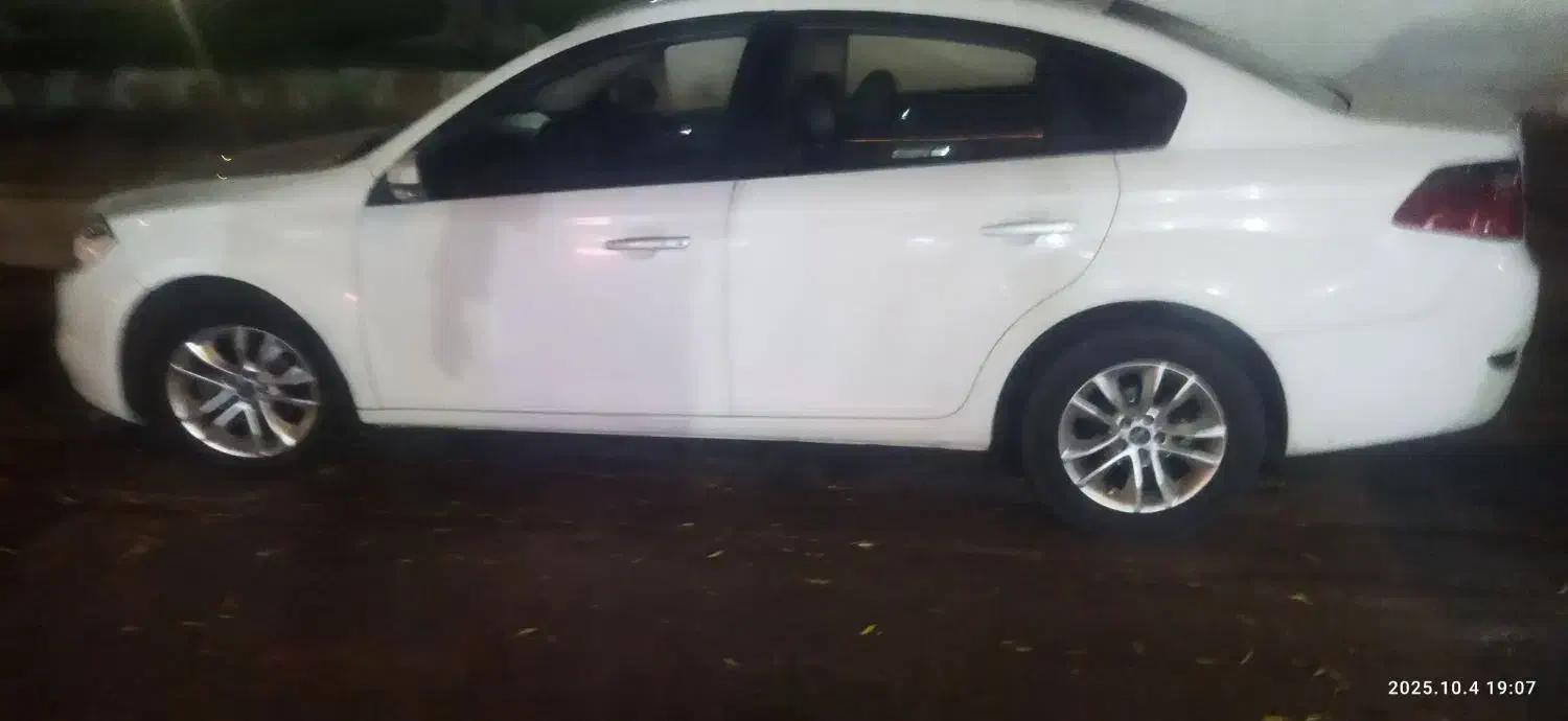 برلیانس 330 اتومات|خودرو سواری و وانت|بوشهر, |دیوار