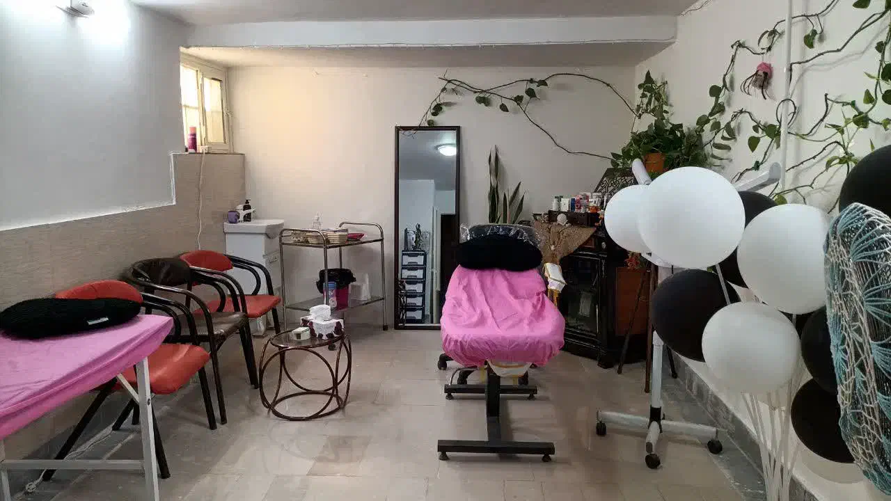 اجاره اتاق کار مستقل با دسترسی و محیطی آرام|اجارهٔ کوتاه‌مدت دفتر کار و فضای آموزشی|کاشان, ملا حبیب‌الله شریف|دیوار