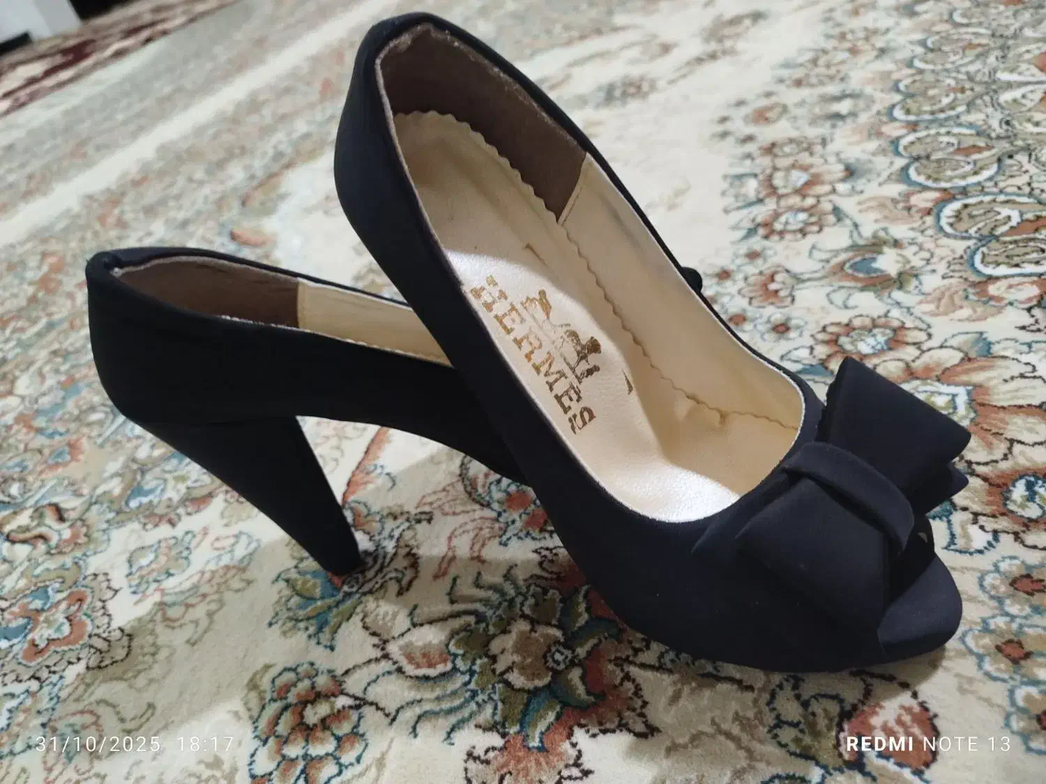 کیفو کفش|کیف، کفش، کمربند|زند, |دیوار