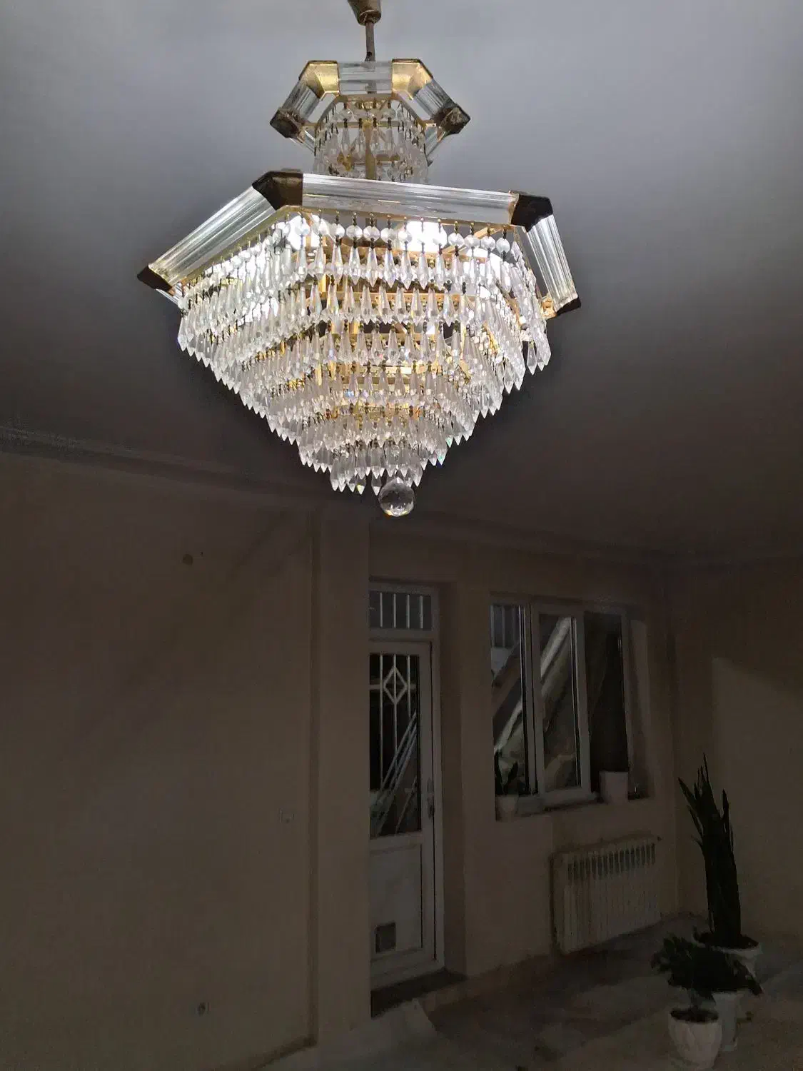 لوستر|لوستر و چراغ آویز|همدان, |دیوار