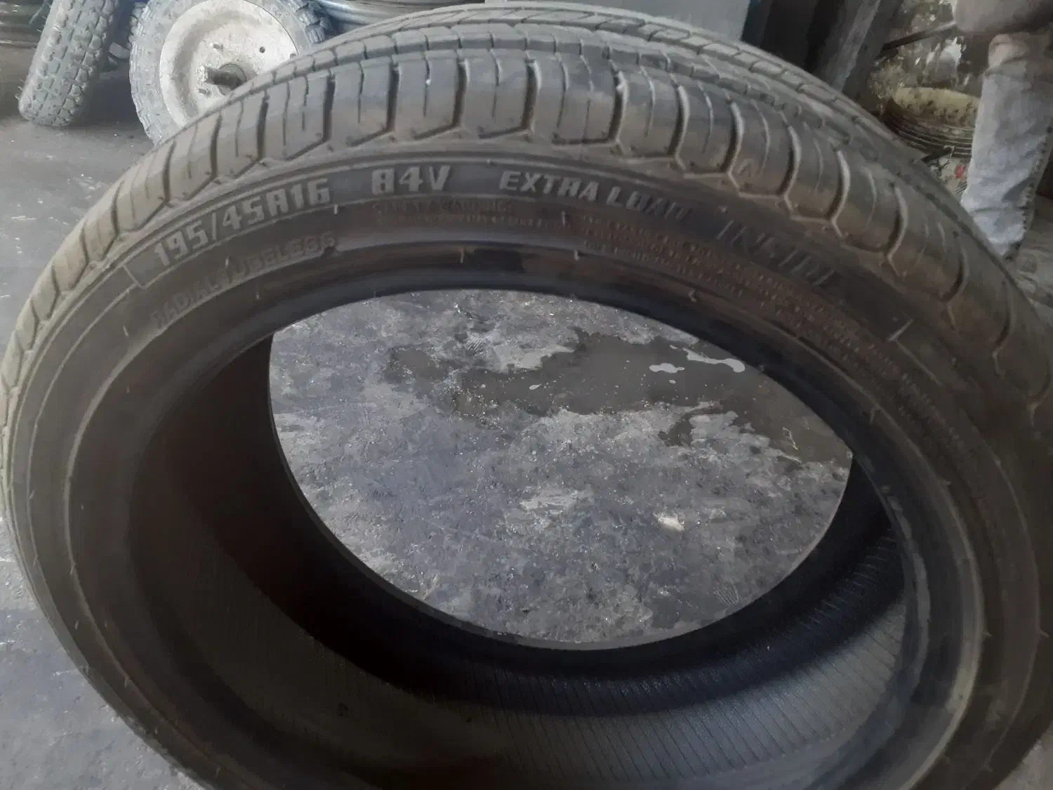 لاستیک مخصوص پنوماتیک|قطعات یدکی و لوازم جانبی|شهرکرد, |دیوار