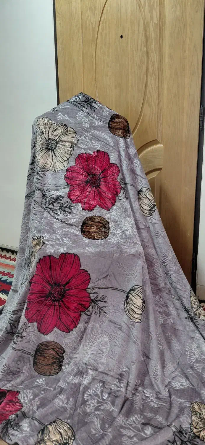 پتو مسافرتی (اصل)|رختخواب، بالش، پتو|دماوند, گیلاوند|دیوار