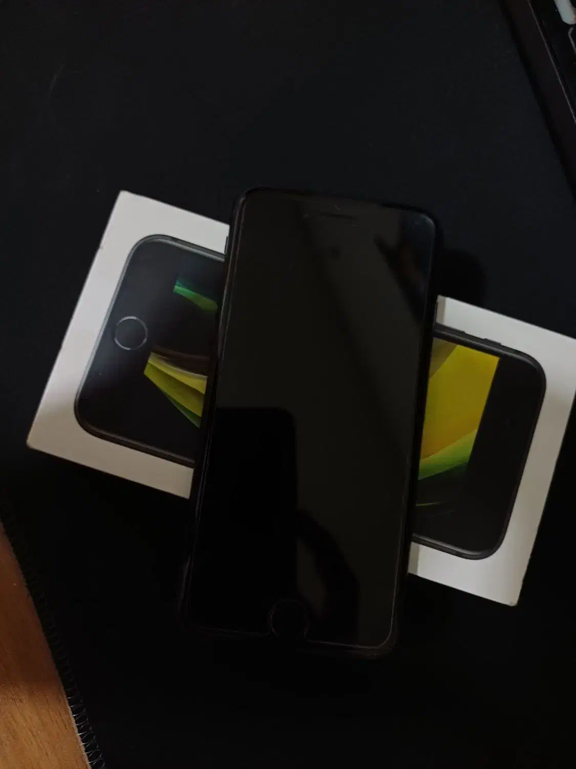 ایفون se 2020|موبایل|تهران, سید خندان (جلفا)|دیوار