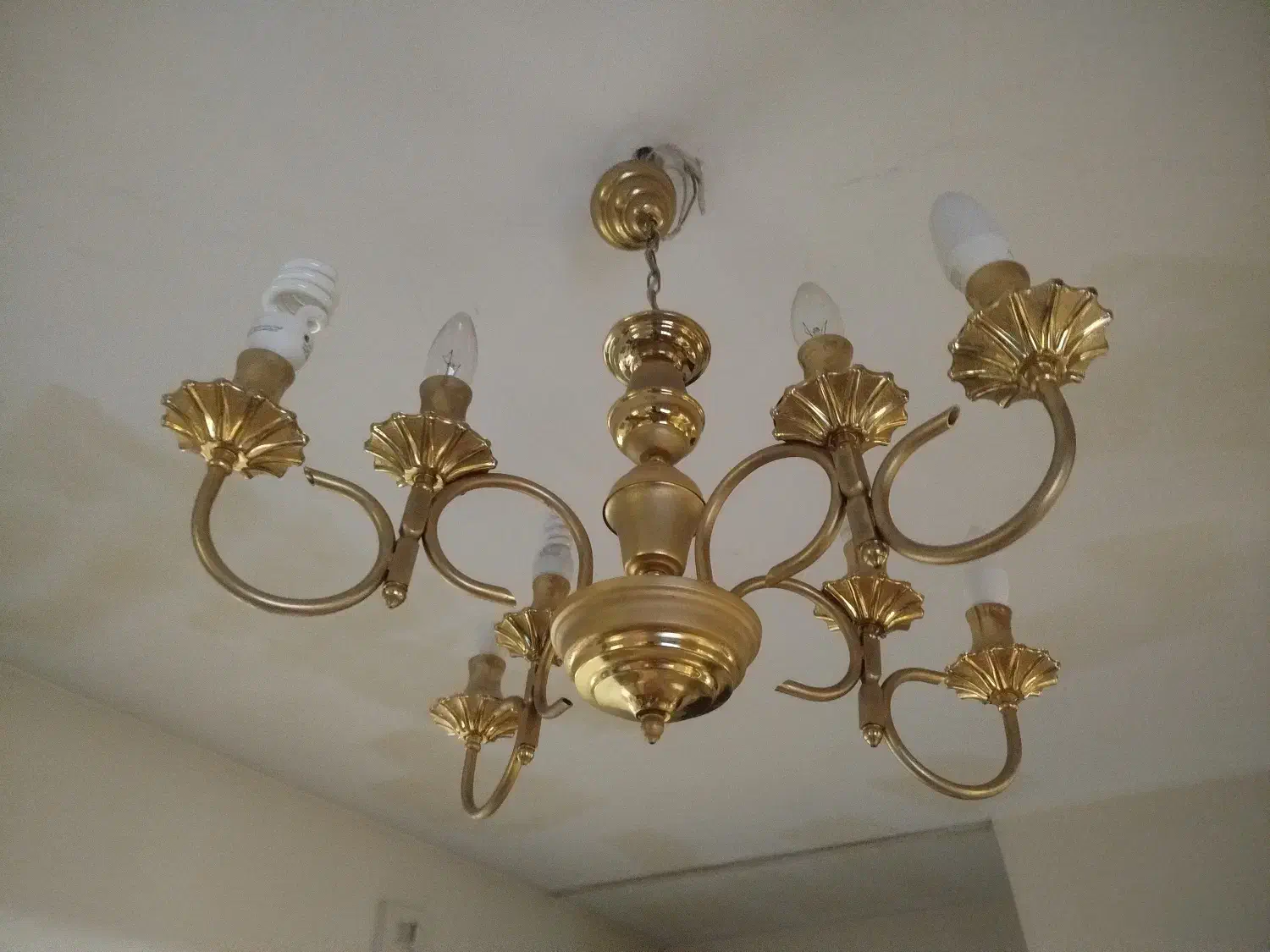 لوستر برنز آبکاری طلا|لوستر و چراغ آویز|تهران, شهرک شهید رجایی (کوی نوبنیاد)|دیوار