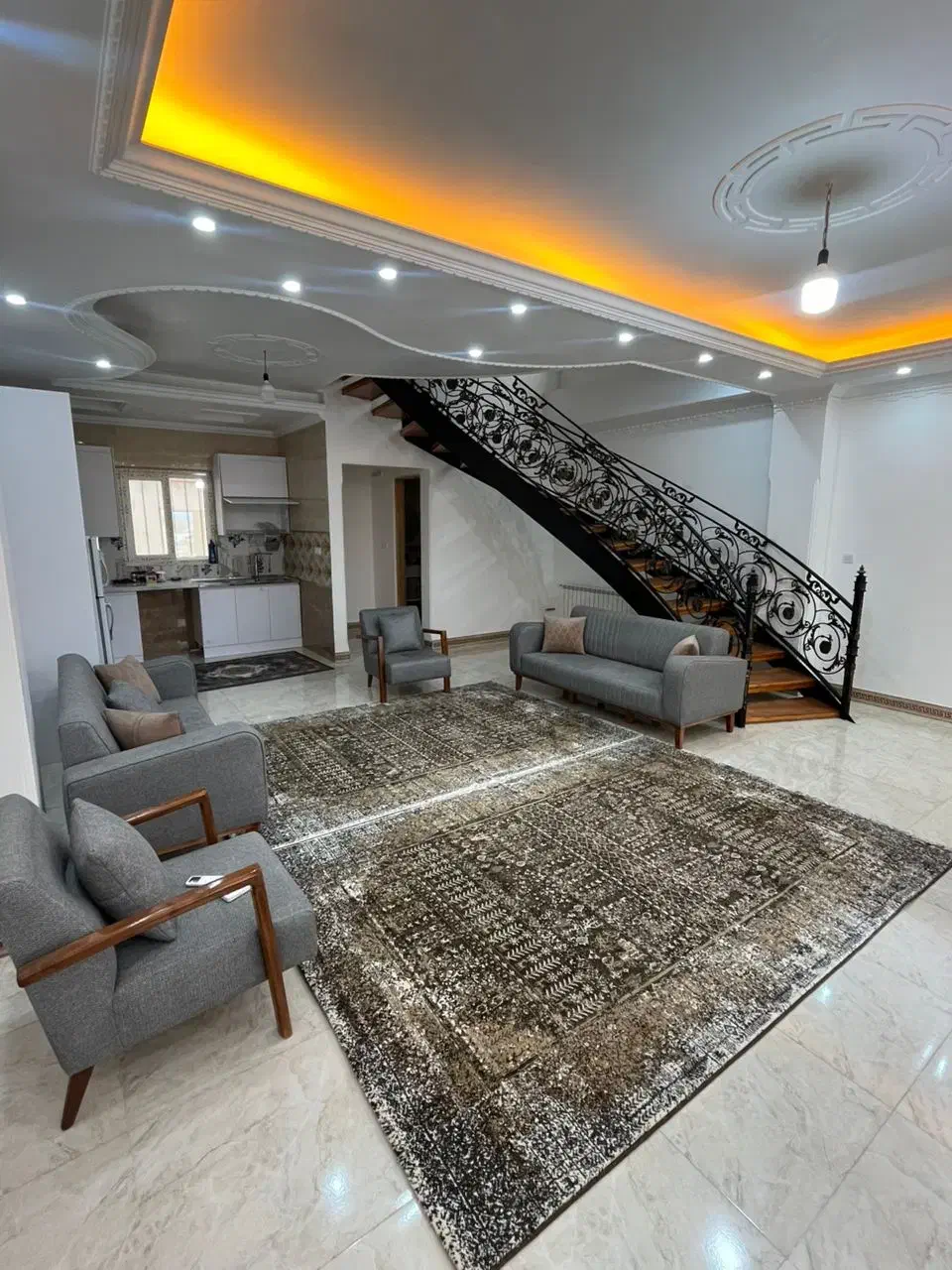 ویلا دوبلکس استخردار آبگرم|اجارهٔ کوتاه‌مدت ویلا و باغ|مرزیکلا, |دیوار