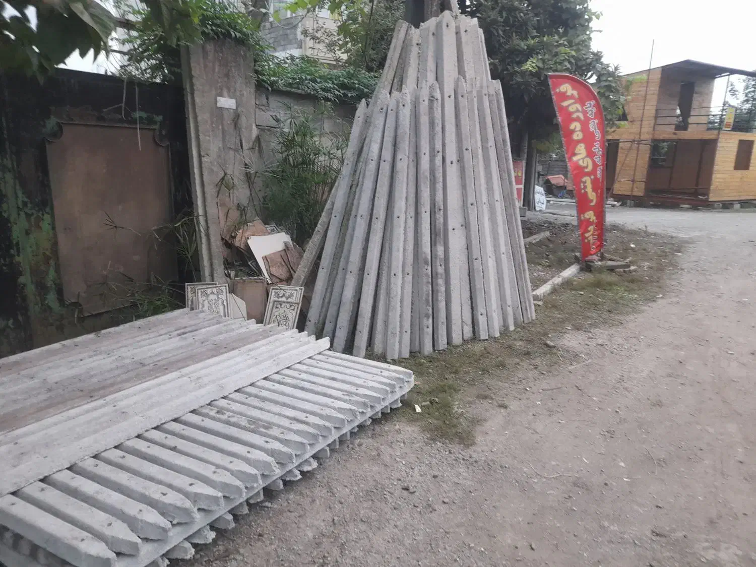 پایه بتنی لوله بتنی فنس|مصالح و تجهیزات ساختمان|لاهیجان, آهندان|دیوار