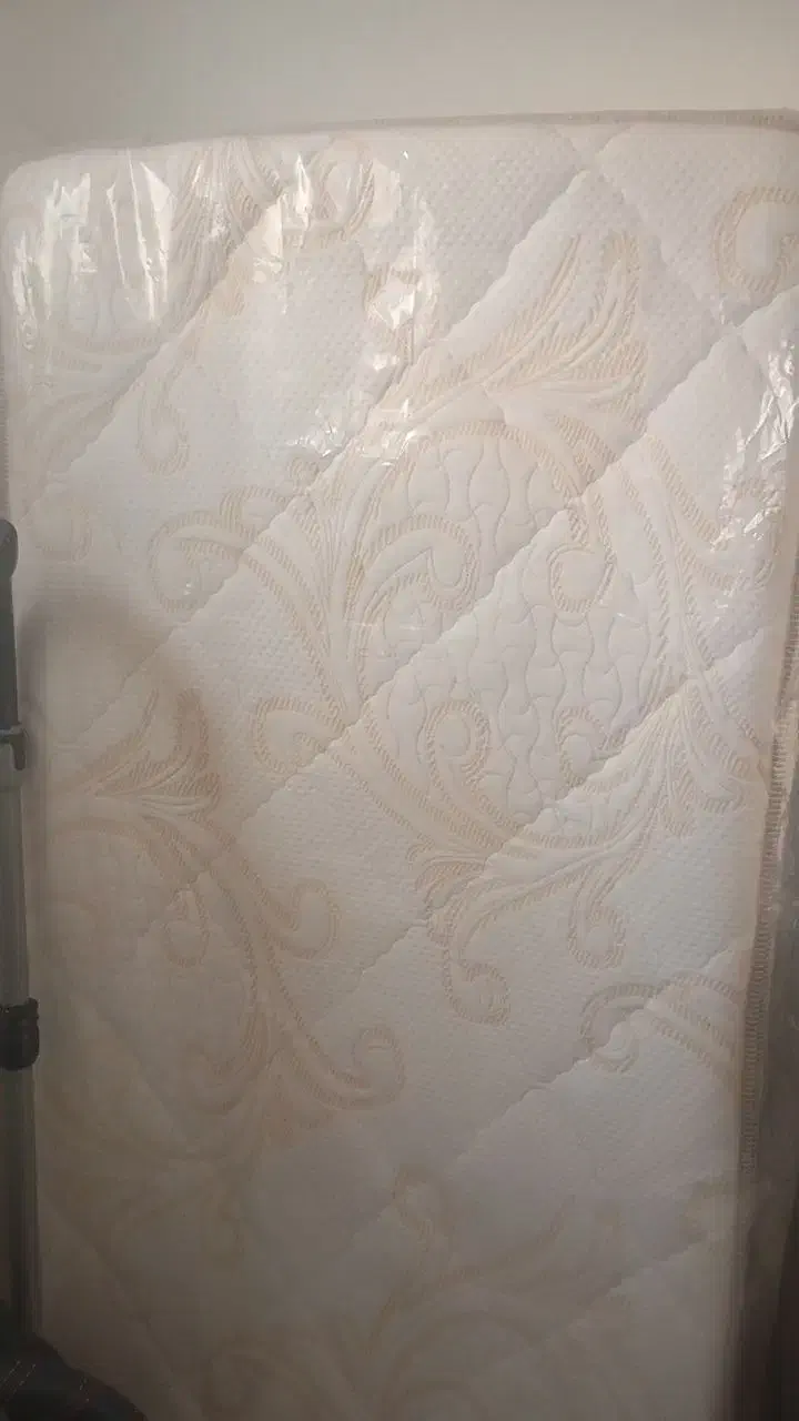 تشک تک‌نفره برند زست|تشک تختخواب|کرج, شهرک جهان‌نما|دیوار