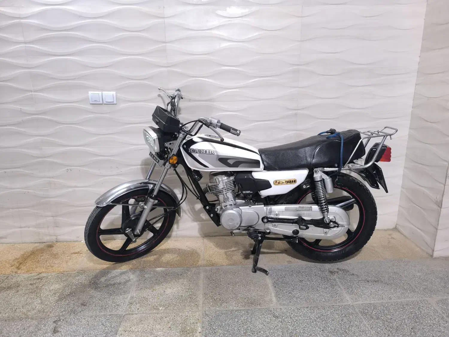 کبیر ۱۲۵|موتورسیکلت|شاهین‌شهر, خانه کارگر|دیوار