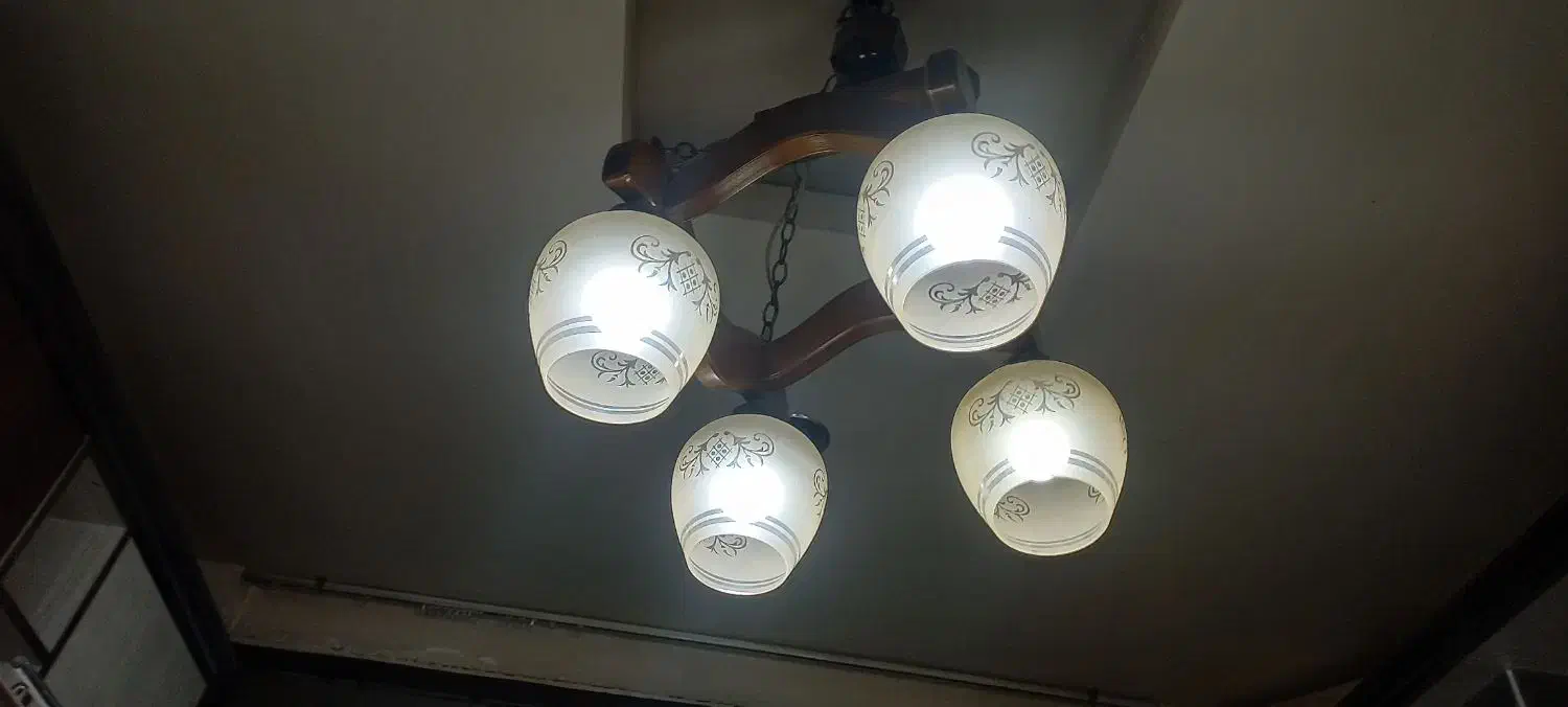 لوستر چوبی مناسب آشپزخونه|لوستر و چراغ آویز|تهران, سنگلج (شاپور)|دیوار