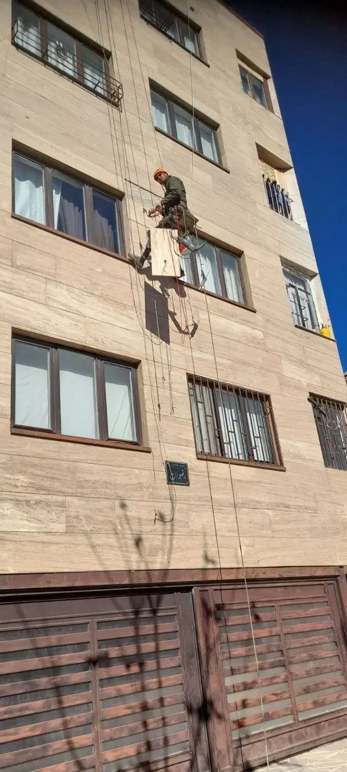 بازسازی و پیچ رولپلاک نمای ساختمان|خدمات پیشه و مهارت|قروه, |دیوار