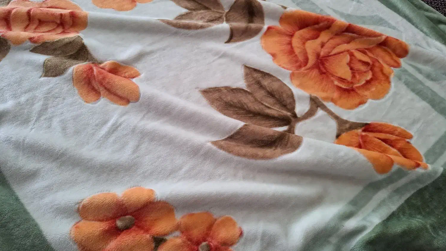 پتوی دونفره  دولایه در حدنو|رختخواب، بالش، پتو|تبریز, |دیوار