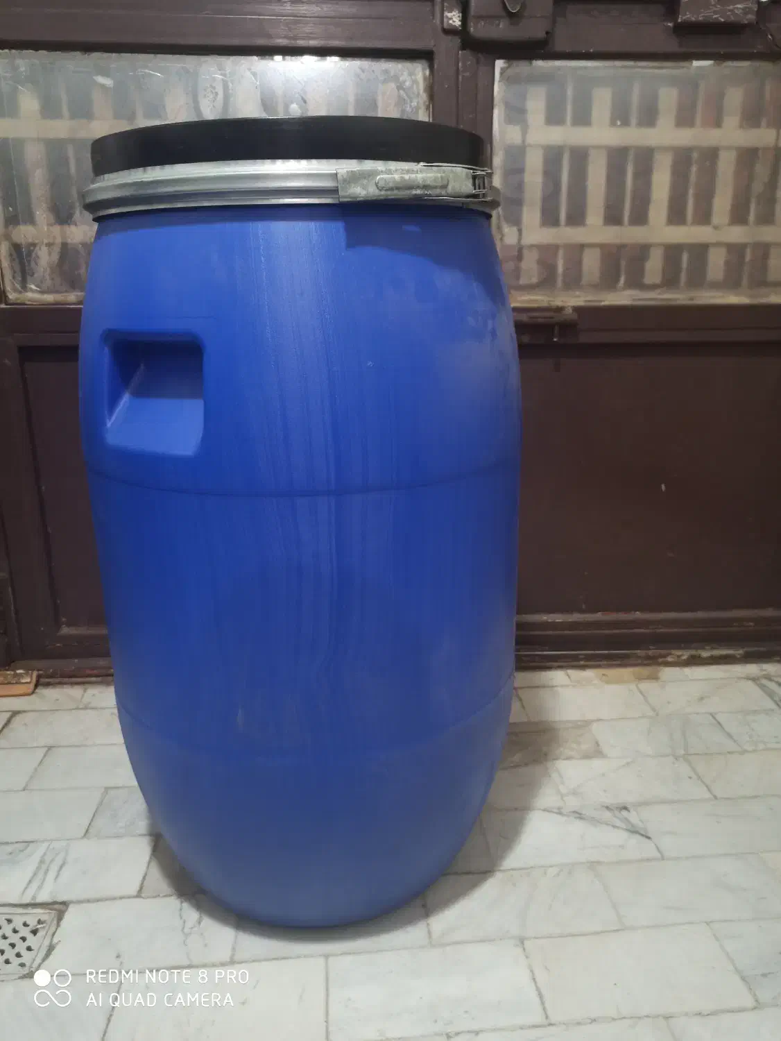 دبه نو|ظروف نگهدارنده، پلاستیکی، یک‌بارمصرف|قم, نیروگاه|دیوار