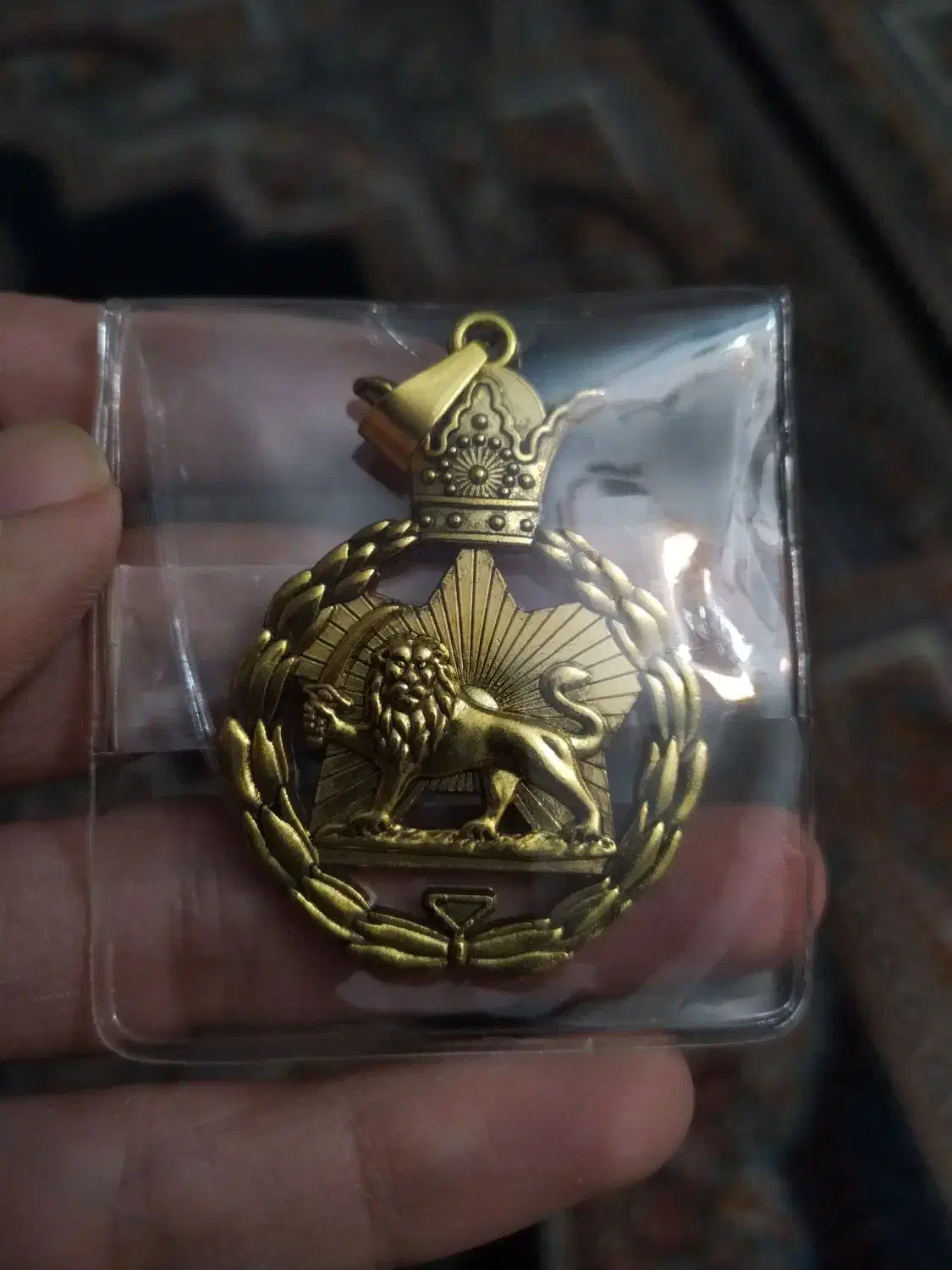 آویز گردنبند|جواهرات|قروه, |دیوار