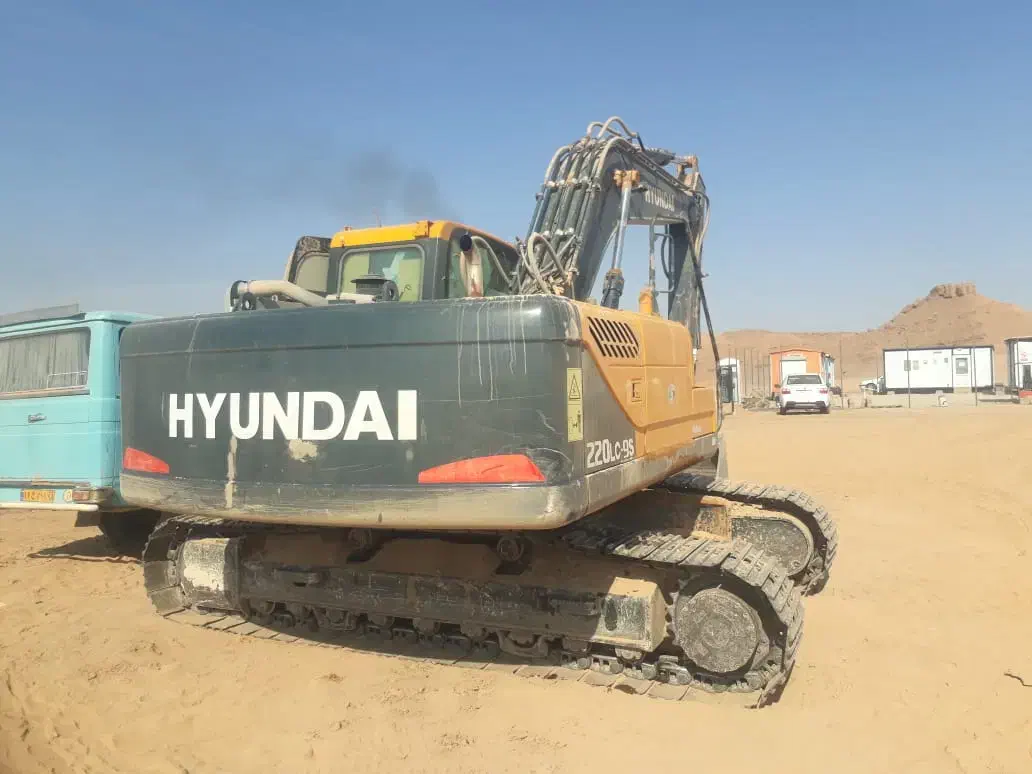 بیل هیوندا ۲۲۰ اروندی|خودرو سنگین|لالی, |دیوار