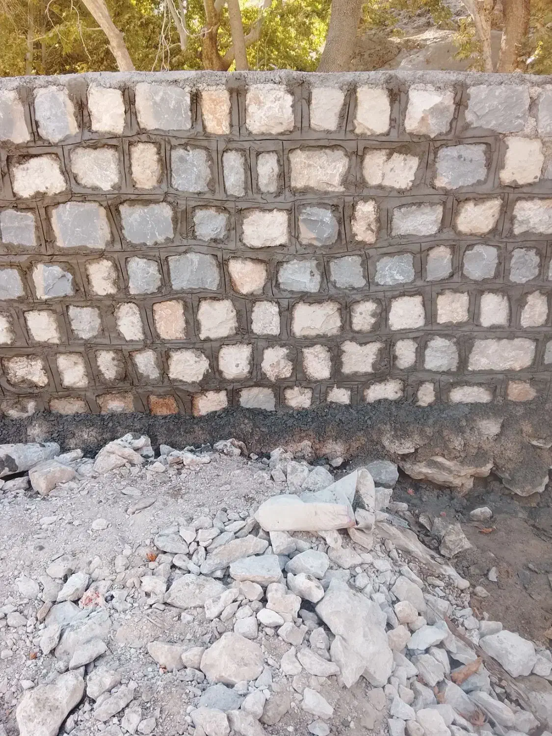 اجرای سنگ لاشه،مالون،خشت فرش،سنگ فرش،بلوک فرش|خدمات پیشه و مهارت|لردگان, |دیوار