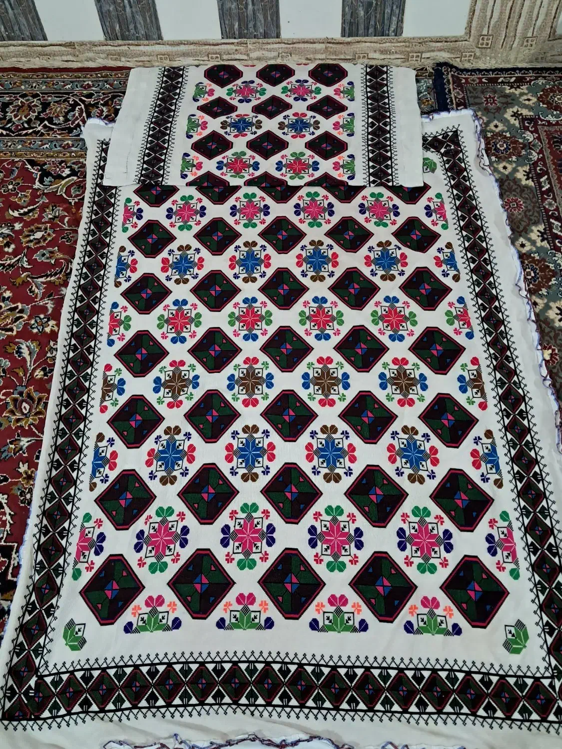 یک پوش توشک بلوچی همراه پوش بالشت|سرویس روتختی|زابل, |دیوار