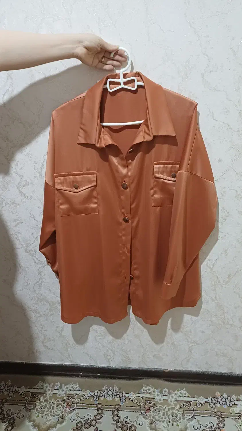 شومیز و مانتو|لباس|کرج, حصارک بالا|دیوار