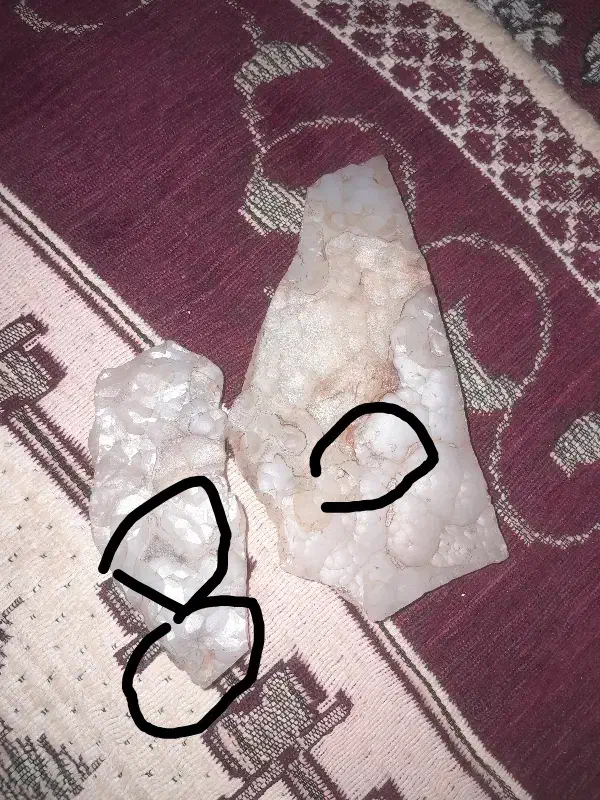 سنگ گل دار قشنگ همه نمونه گل وستشون هست خیلی قشنگ|جواهرات|بم, |دیوار