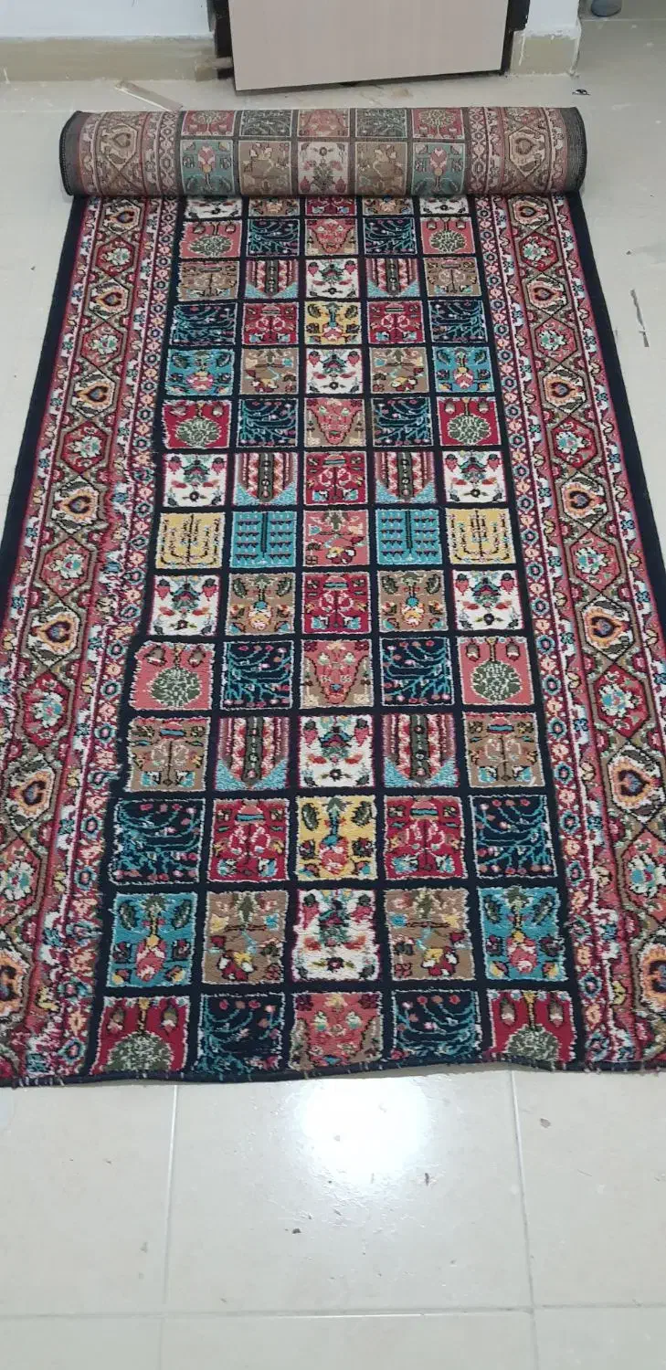 گلیم فرش در حد نو|گلیم، جاجیم، گبه|سنندج, |دیوار