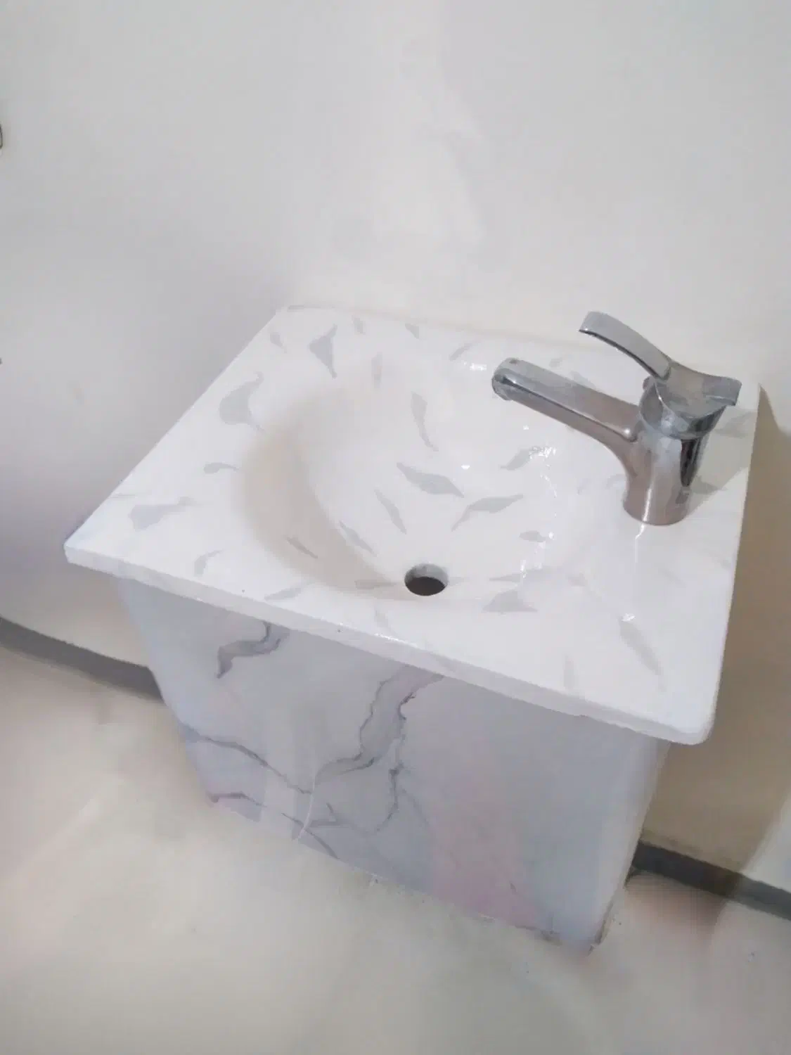 روشویی دیواری/ کد۴۰۲‌ مناسب باغ ویلا و مستر|لوازم سرویس بهداشتی|کرج, گوهردشت|دیوار