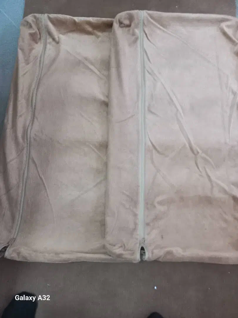 پشتی طرح گلیم وبقیه|پشتی|ابهر, |دیوار