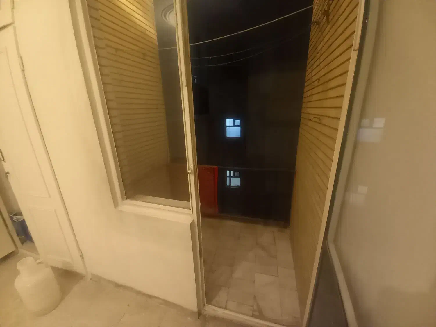 ۸۵ متر  *تک واحدی * مترو شادمان*  تخلیه