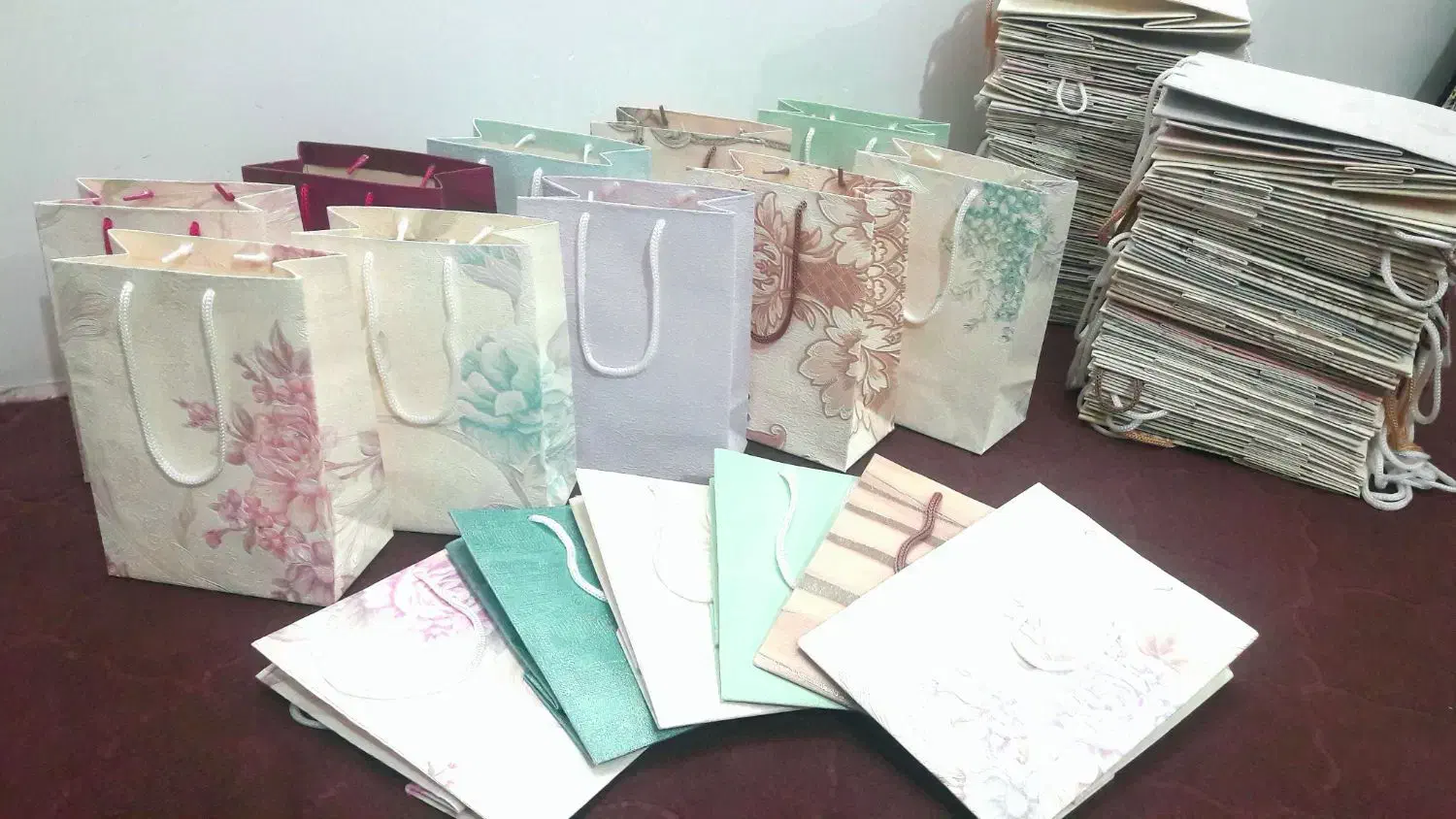 پاکت پول ۱۵۰۰ و پاکت سکه و جعبه|لوازم التحریر|زنجان, |دیوار