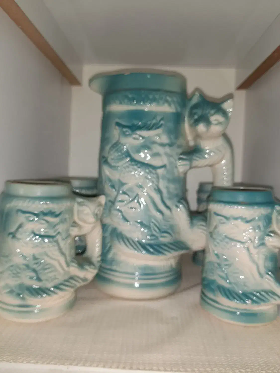 پارچ و ۶ عدد لیوان رنگ خاص|ظروف سرو و پذیرایی|لاهیجان, قیام|دیوار