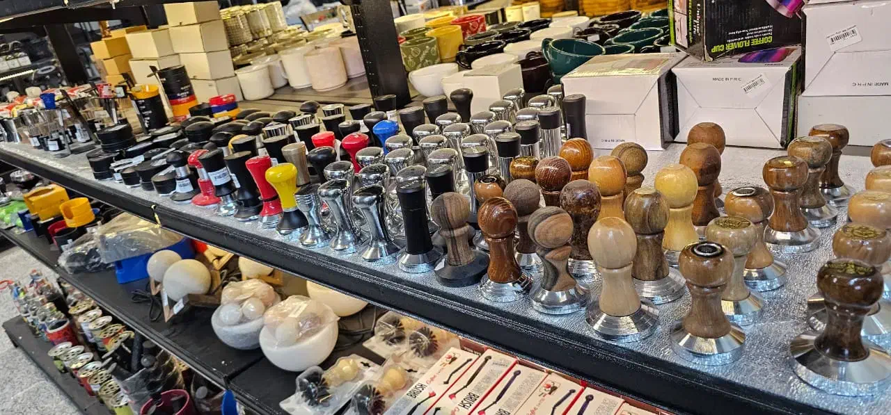 تجهیزات کافی شاپ و کافه بستنی|کافیشاپ و رستوران|فولادشهر, C4|دیوار