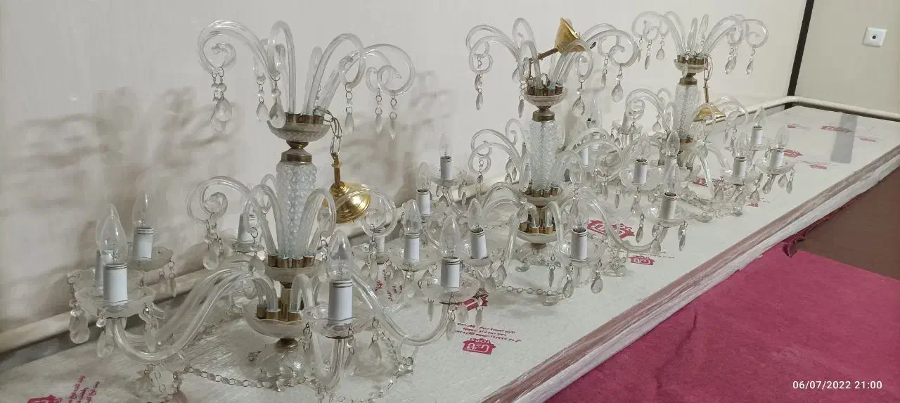 لوستر کریستالی|لوستر و چراغ آویز|فولادشهر, زاینده رود|دیوار