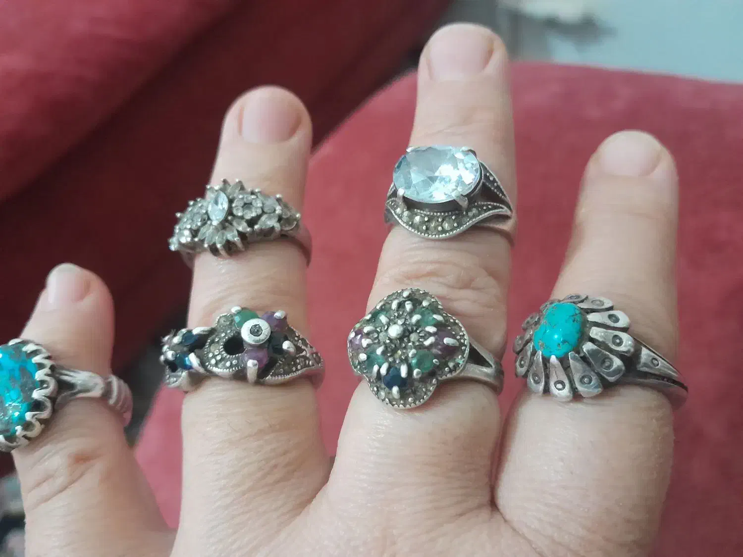 انگشترهای زنانه قدیمی با سنگ اصل|جواهرات|کرج, مصباح|دیوار