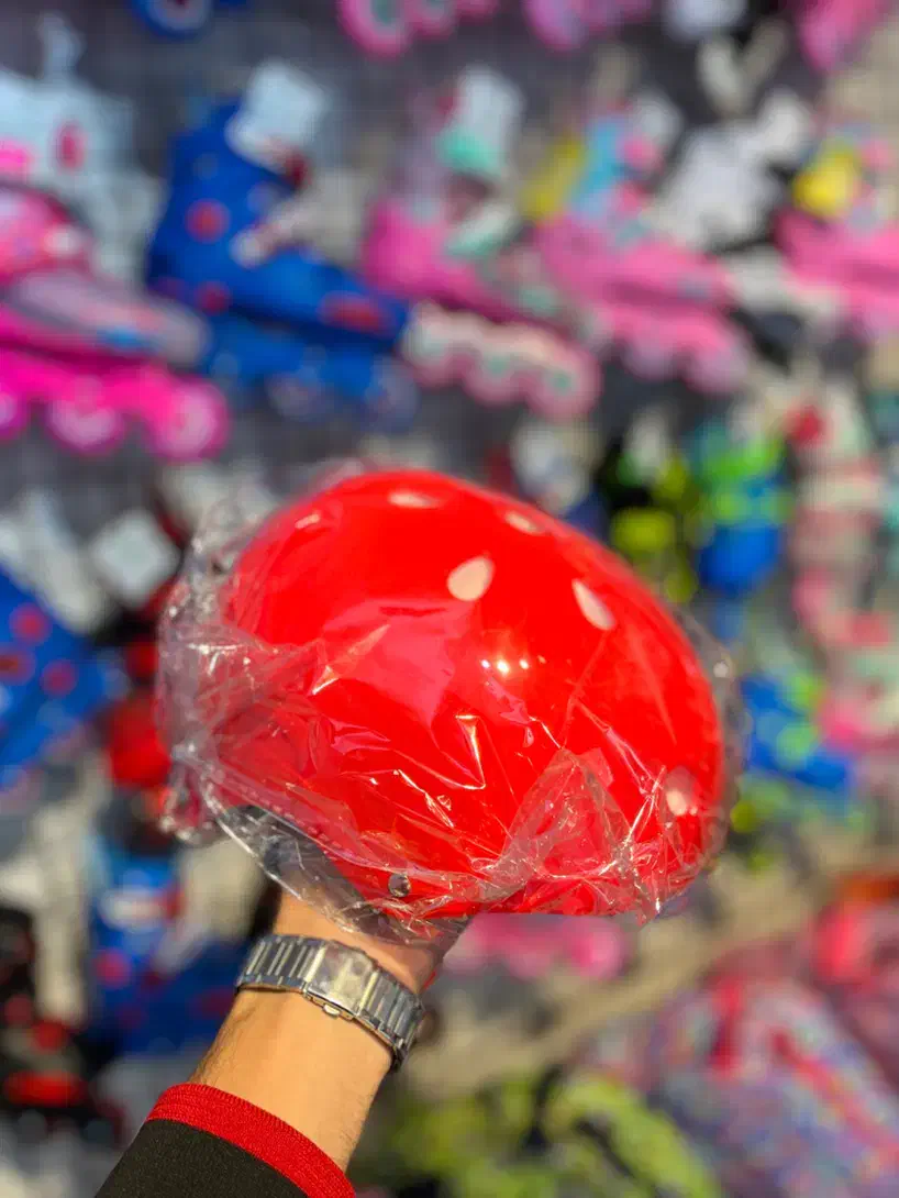 اسکیت فول پکیج/چرخ led/سارا اسکیت شعبه نواب۳|دوچرخه، اسکیت، اسکوتر|بیرجند, |دیوار