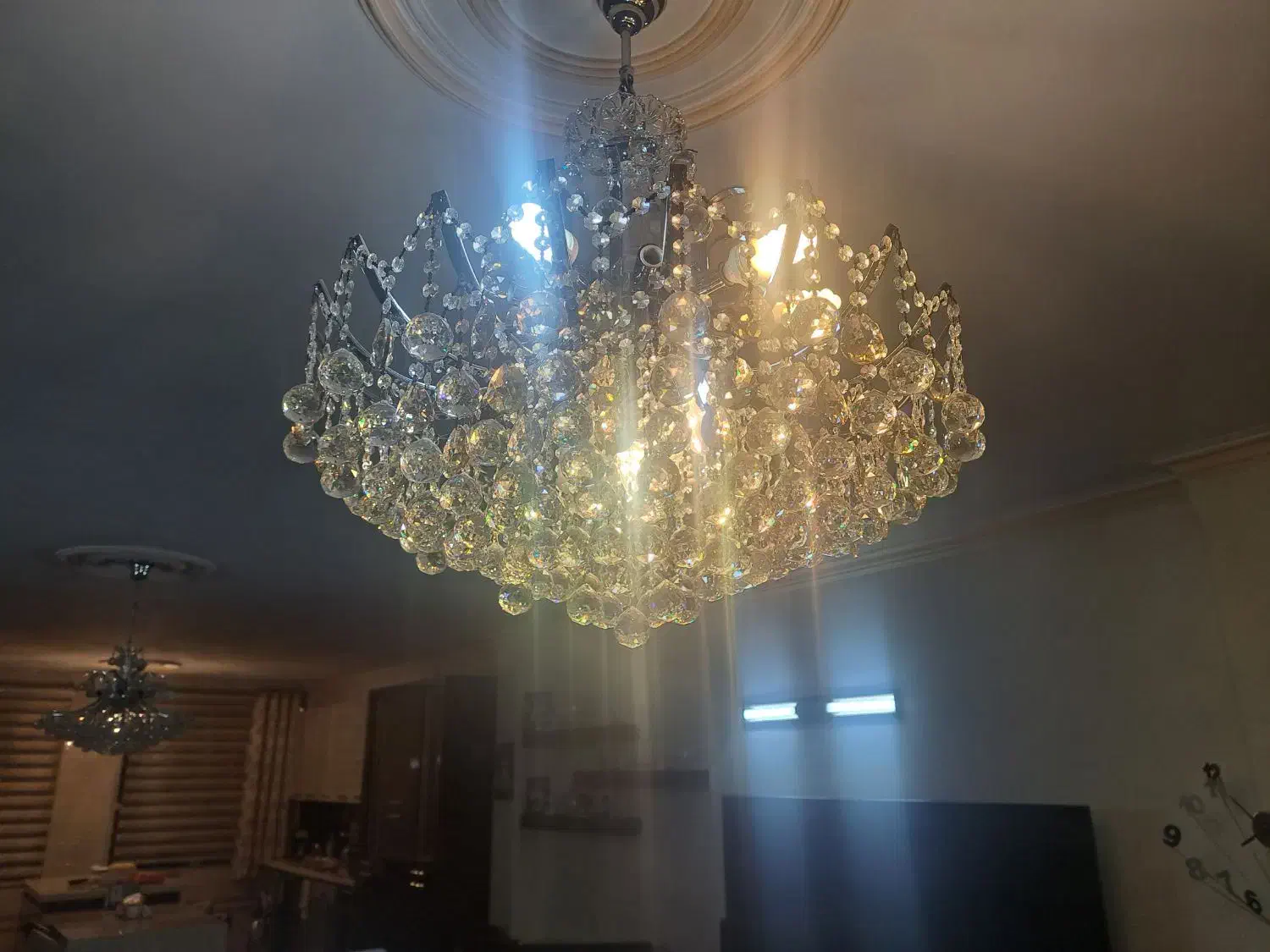 لوسترکریستال|لوستر و چراغ آویز|تهران, استخر|دیوار