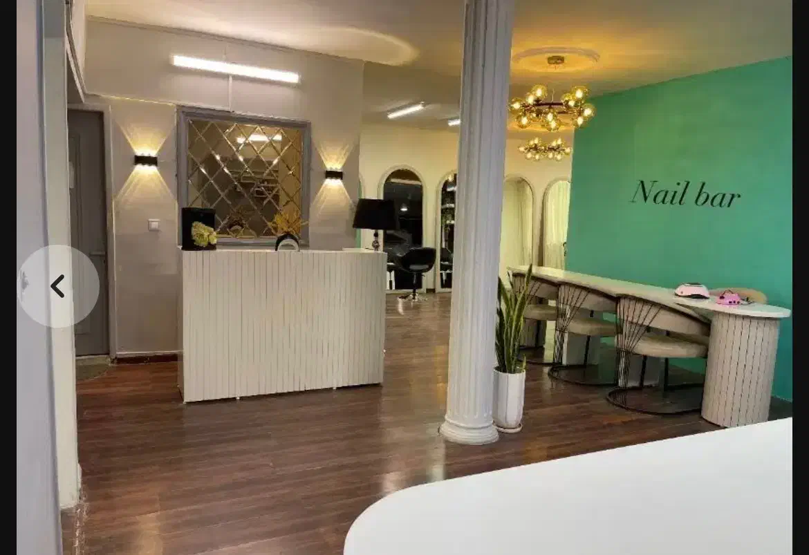اجاره لاین ناخن و رنگ و لایت فیشال و پدیکور مژه|خدمات آرایشگری و زیبایی|مشهد, شهید فرامرز عباسی|دیوار