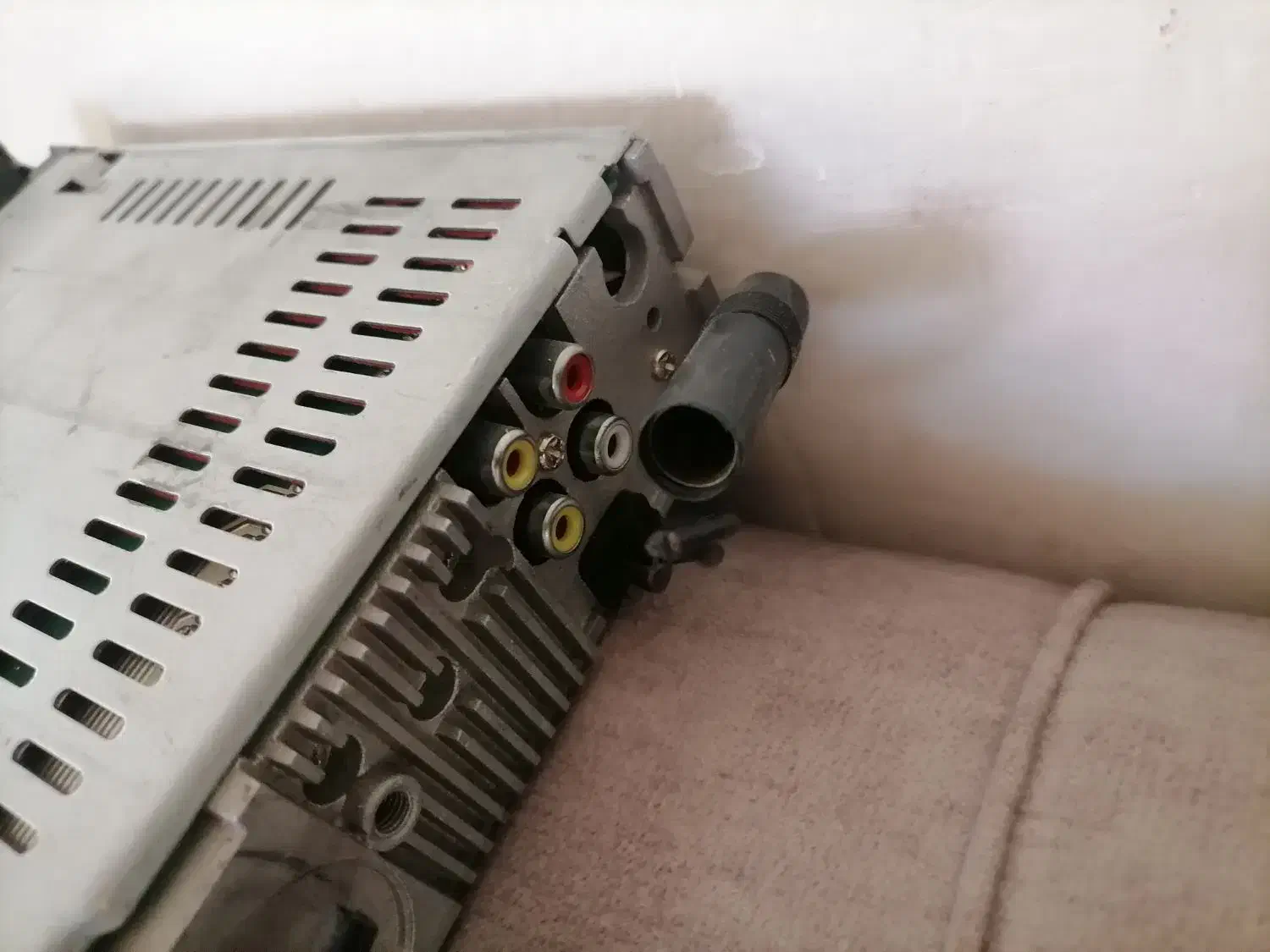 ضبط|صوتی و تصویری|نیشابور, بنیاد شهید|دیوار