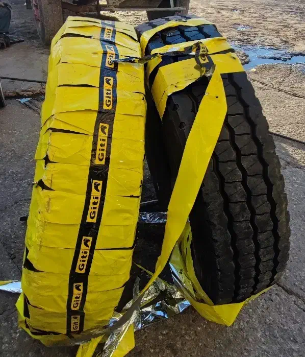 انواع رینگ و لاستیک سواری و سنگین نو و استوک|قطعات یدکی و لوازم جانبی|خرمآباد, |دیوار