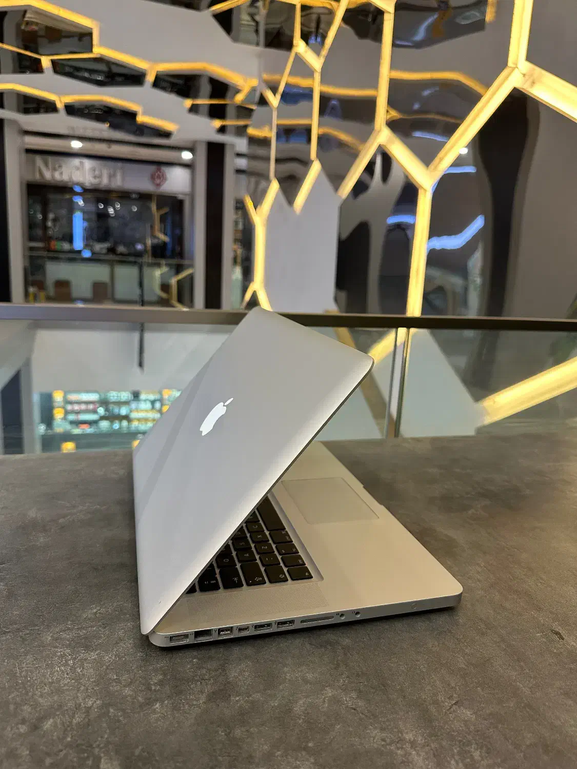 لپتاپ مک بوک پرو /Apple pro|رایانه همراه|قم, عمار یاسر|دیوار