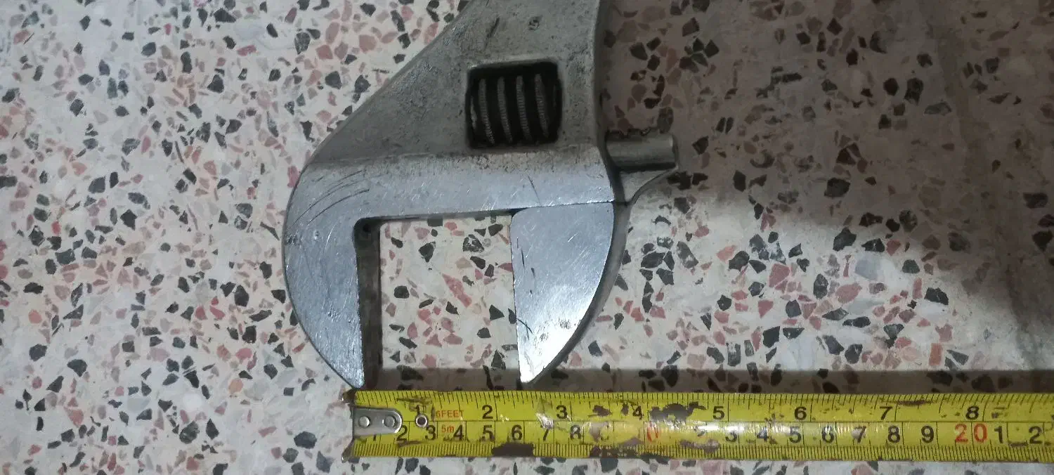 آچار فرانسه آمریکایی بزرگ و کلاسیک|ابزارآلات|بندر انزلی, بشمن|دیوار