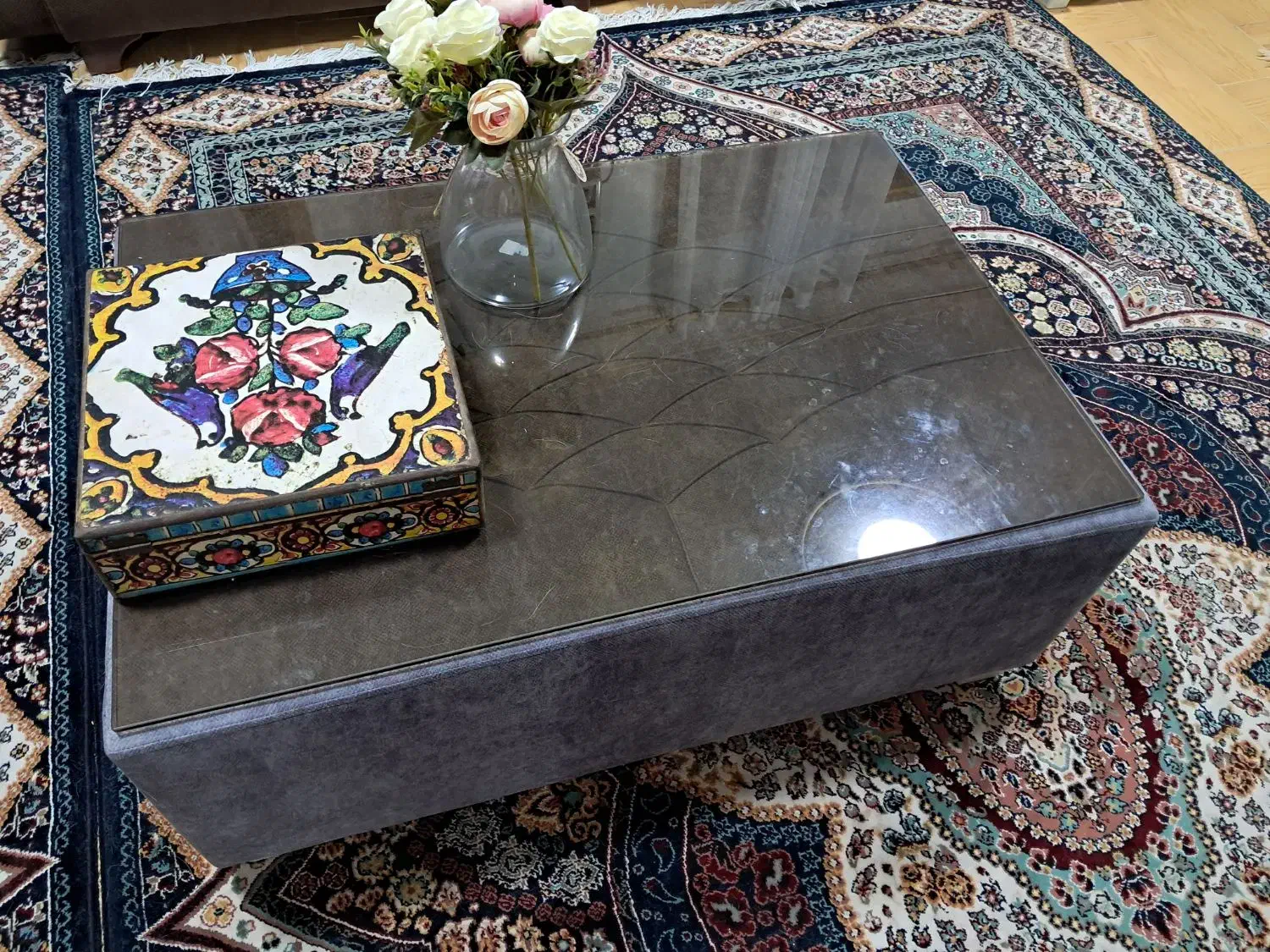 مبل دو عدد|مبلمان خانگی و میز عسلی|رشت, شهرک شهید رجایی|دیوار