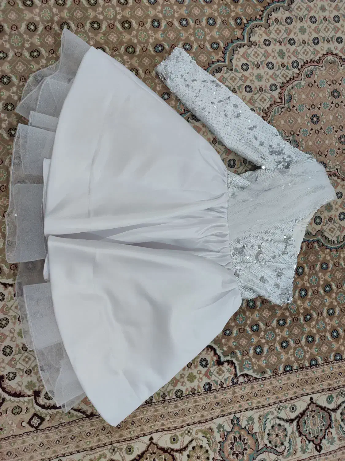 لباس مجلسی|لباس|اردبیل, |دیوار