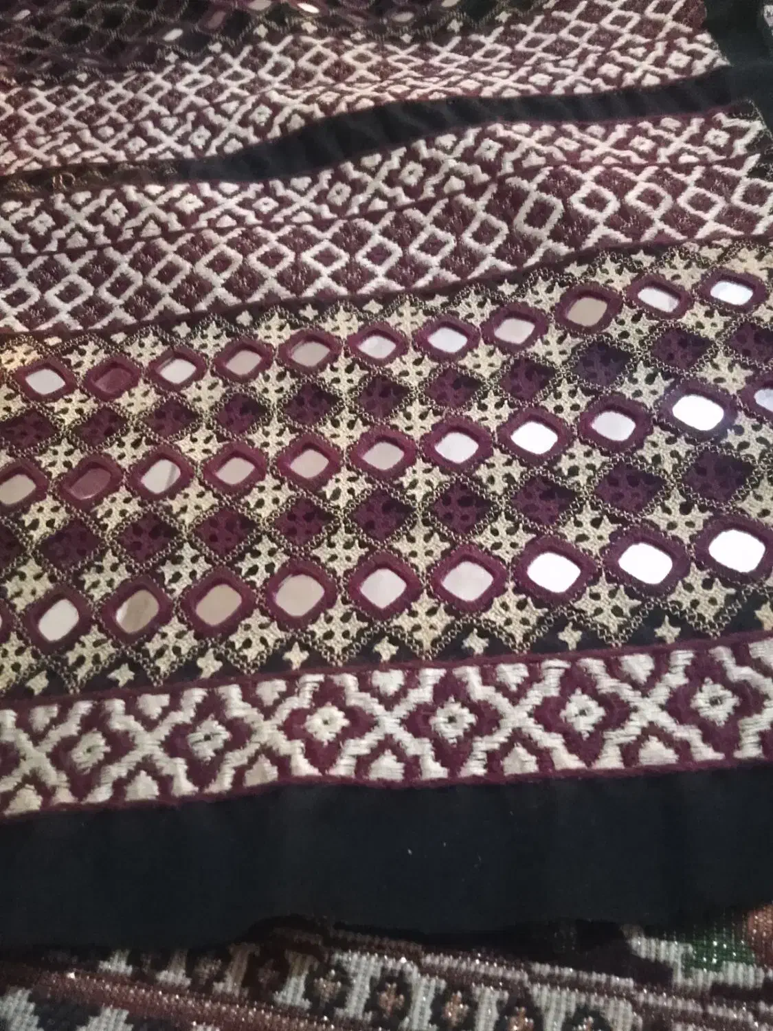 زی استین|لباس|زاهدان, |دیوار